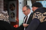 Ataması Yapılmayan Öğretmenlerden Turgutlu Belediye Başkanı Akın’a Teşekkür Ziyareti