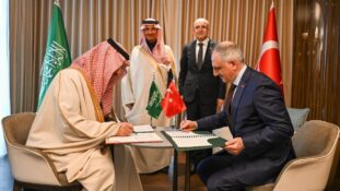 Suudi Arabistan ile imzalar atıldı: Kalkınma fonu ile 55 milyon dolarlık kredi anlaşması